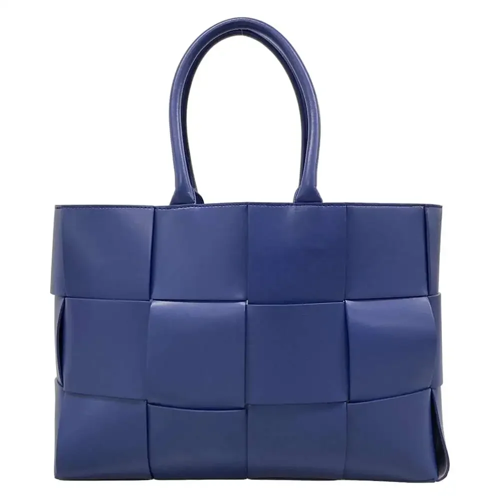 Bottega Veneta Medium The Arcothote Tote Bag